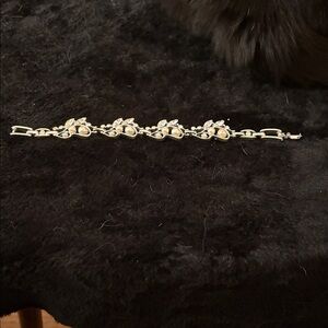 Elegant Silver Floral Bracelet